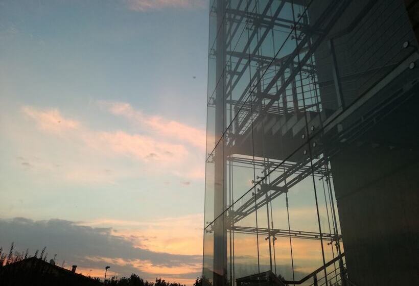 בית מלון כפרי Medea