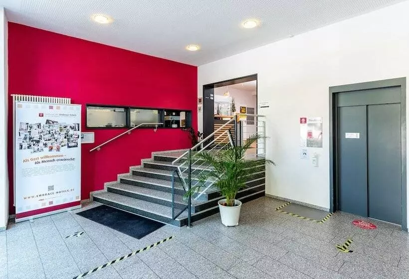 בית מלון כפרי Neuhaus Integrations