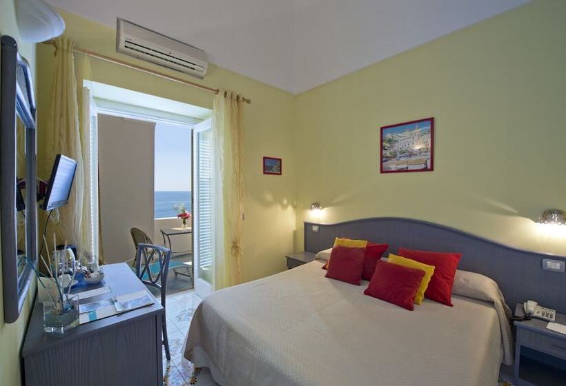 Отель Palazzo Talamo