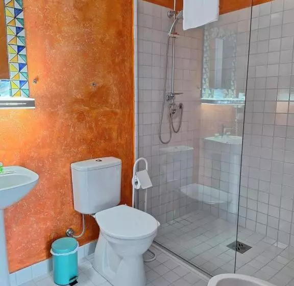 Отель Suite House L'isola Che Non C'è