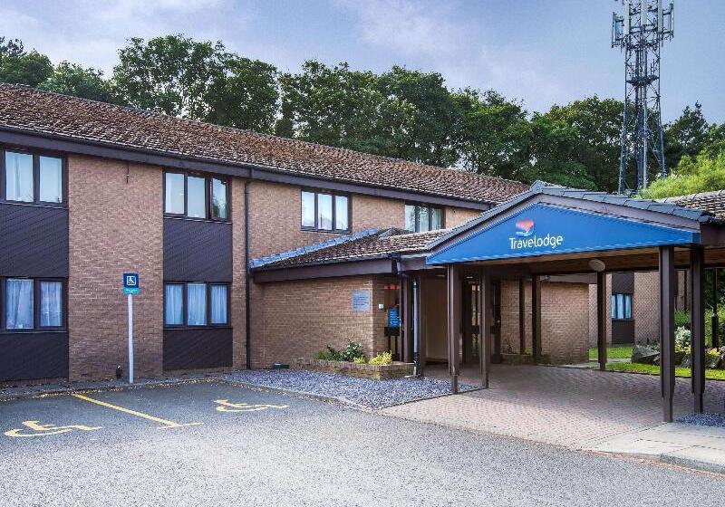 Отель Travelodge Edinburgh Dreghorn