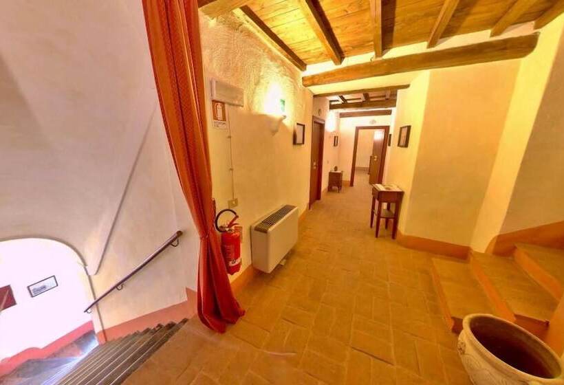 استراحتگاه Monastero Le Grazie