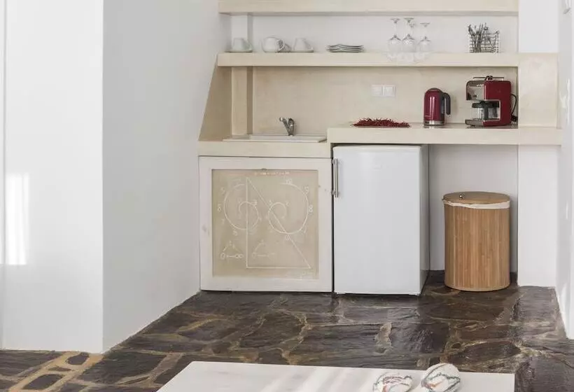 Scorpios Hotel & Suites