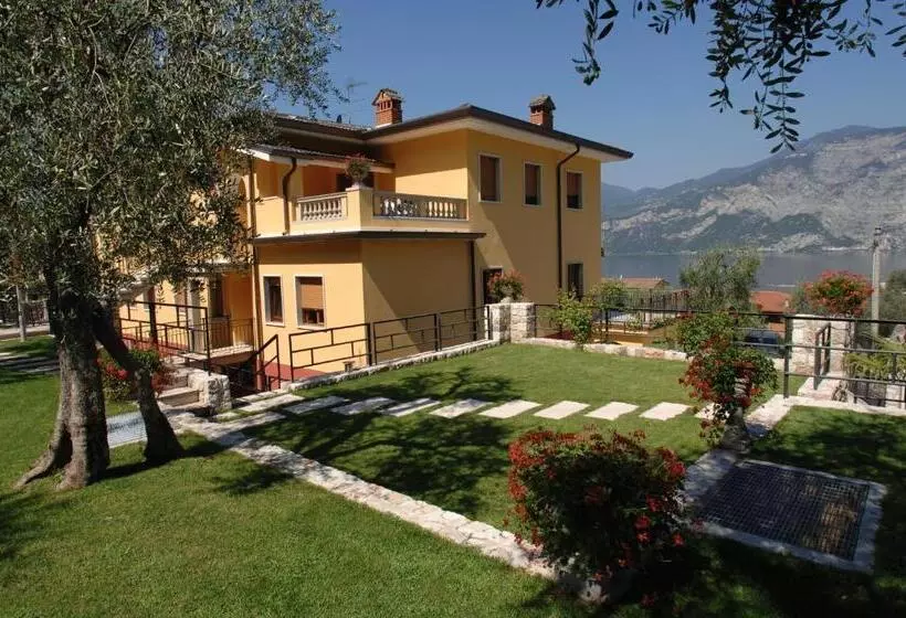 Villa Due Leoni   Residence
