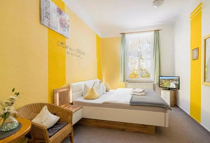 Bed and Breakfast Pension Schmidt