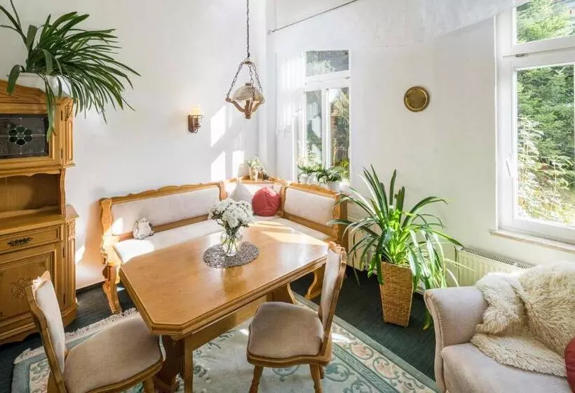 Bed and Breakfast Pension Schmidt