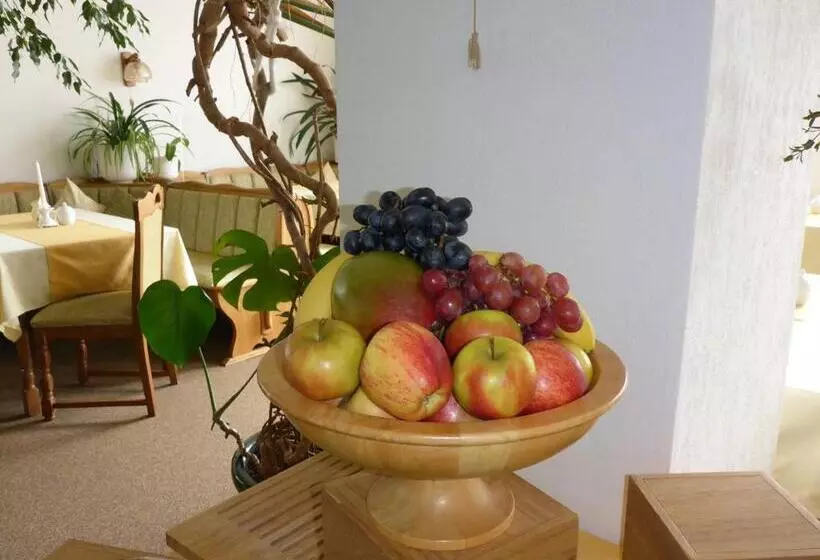 Bed and Breakfast Pension Schmidt