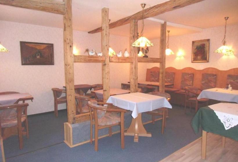 تختخواب و صبحانه Tangopension