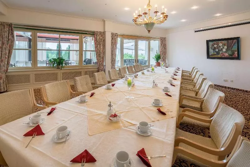 Sure Hotel By Best Western Rhoen Garden