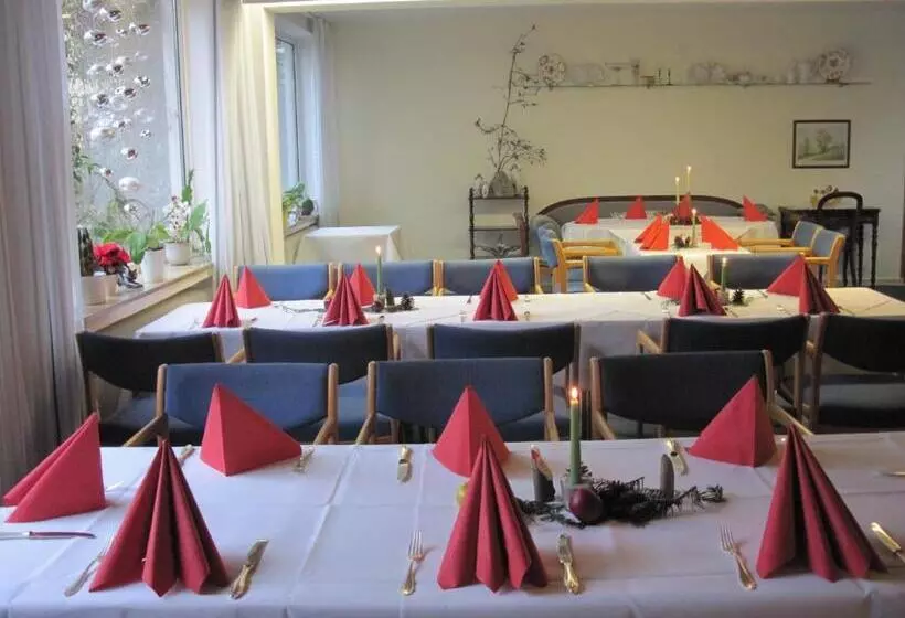 בית מלון כפרי Café Schauinsland