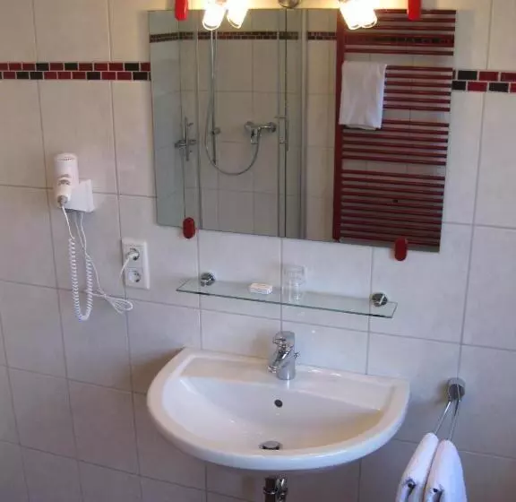 בית מלון כפרי Café Schauinsland