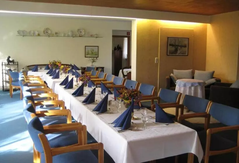 בית מלון כפרי Café Schauinsland