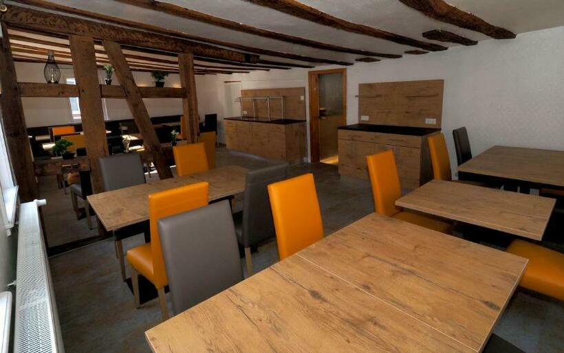 ホテル Goldener Hirsch Mosbach