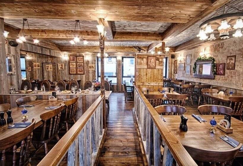 ホテル Goldener Hirsch Mosbach