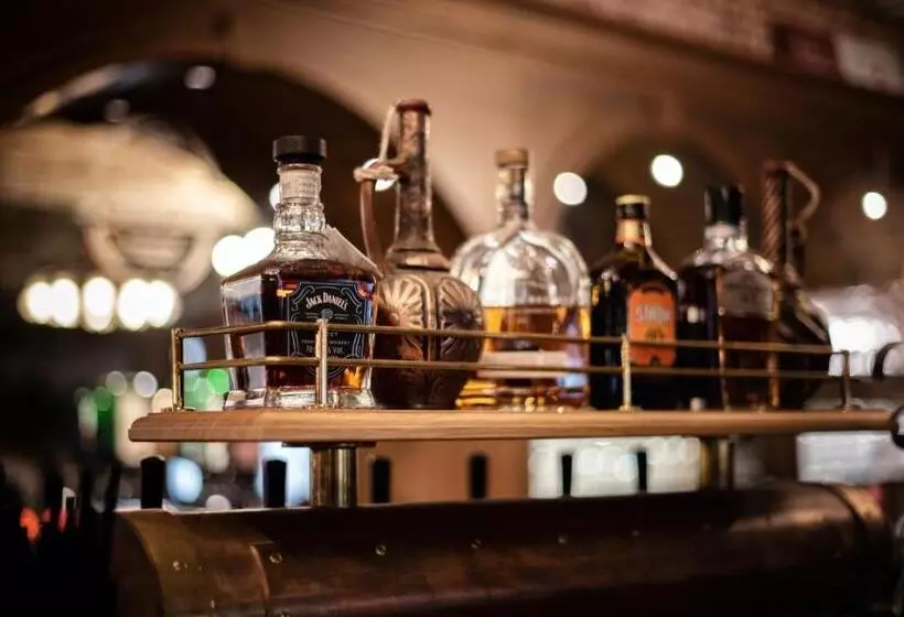 호텔 Goldener Hirsch Mosbach