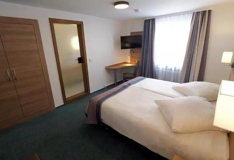 호텔 Goldener Hirsch Mosbach