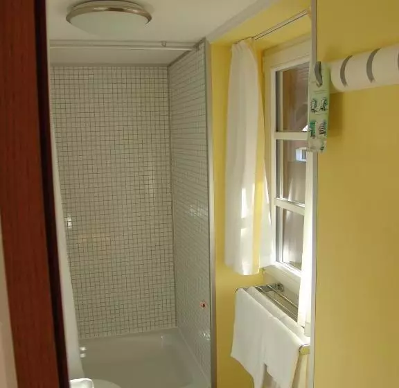 Отель Garni Königslinde Wandern, Radeln, Skifahren & Genießen