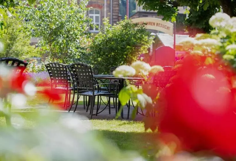 Hotelli Lindenhof Bad Schandau