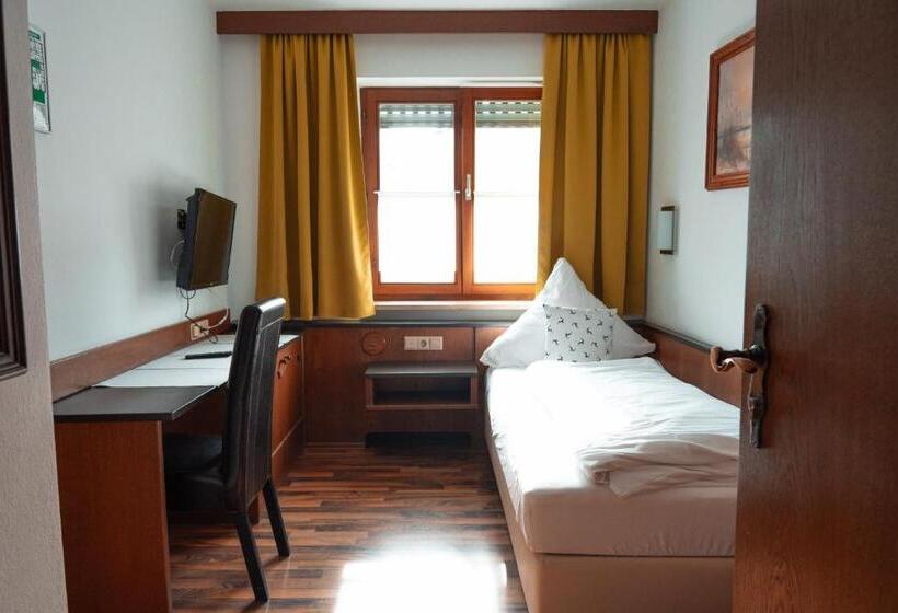 فندق Postwirt Gästehaus