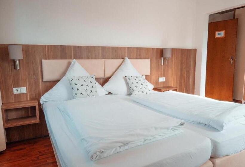 فندق Postwirt Gästehaus