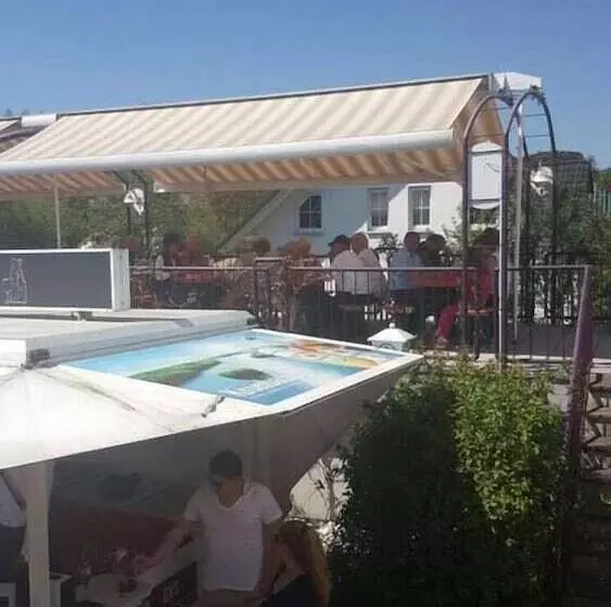 Отель Restaurant Barbarossa