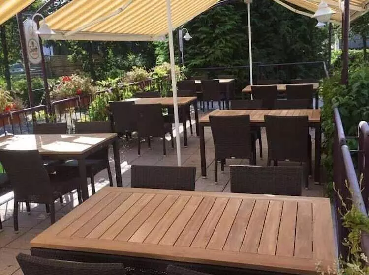 Отель Restaurant Barbarossa