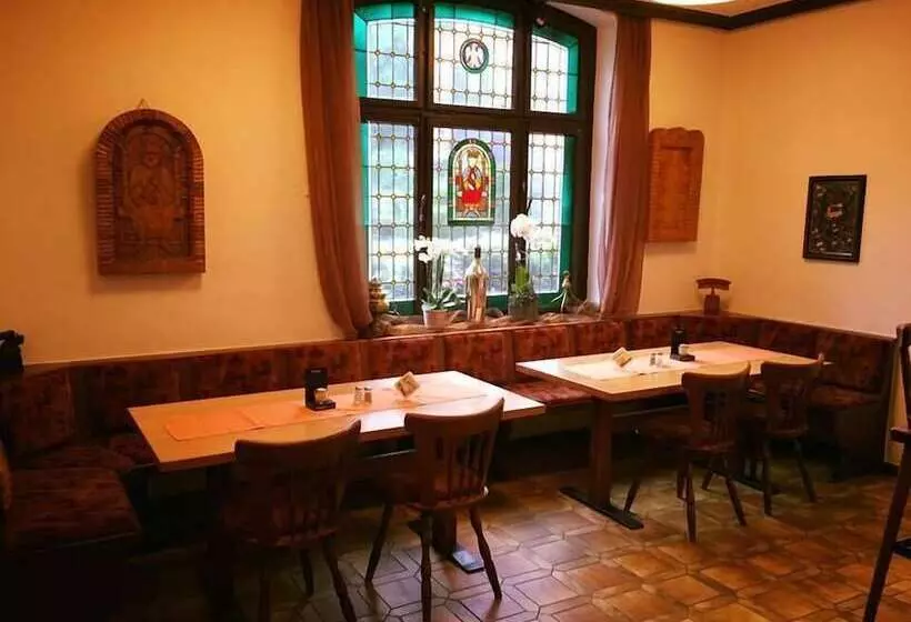 Отель Restaurant Barbarossa