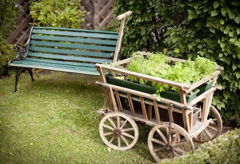 ホテル Schäfflerwirt