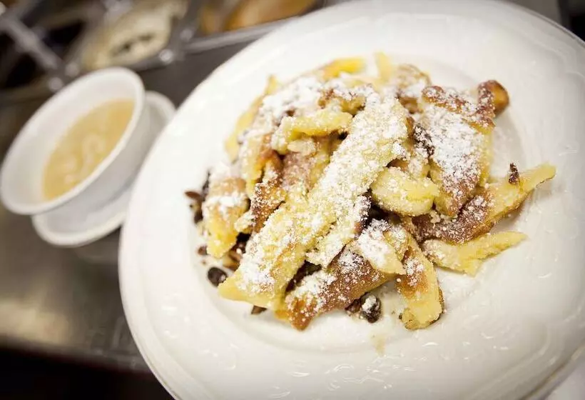 ホテル Schäfflerwirt