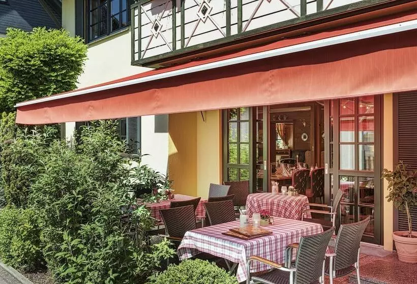 ホテル Schäfflerwirt