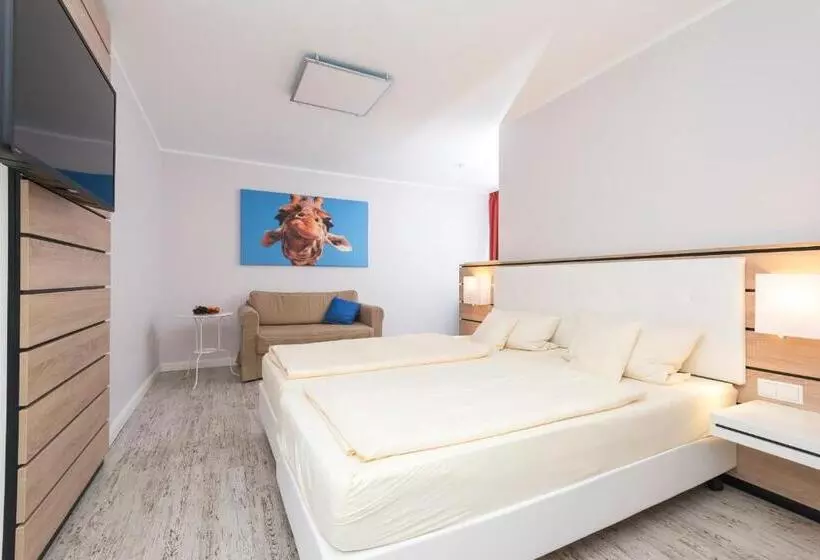 בית מלון כפרי Tiek Superior