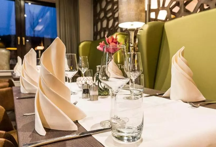 בית מלון כפרי Tiek Superior