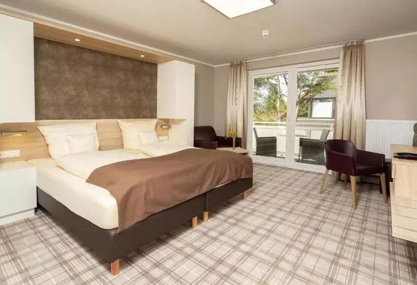 בית מלון כפרי Tiek Superior