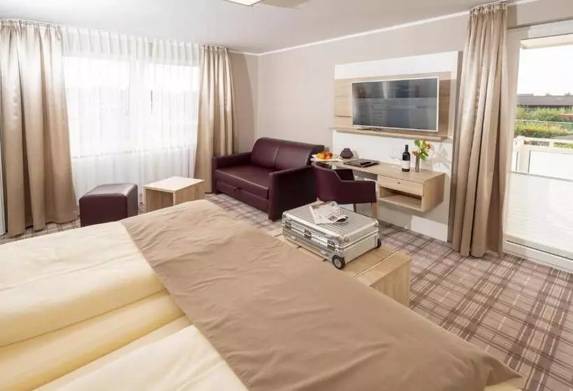 בית מלון כפרי Tiek Superior