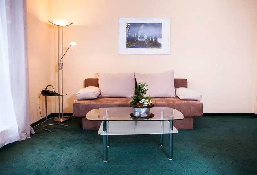 בית מלון כפרי Zum Deutschen Eck