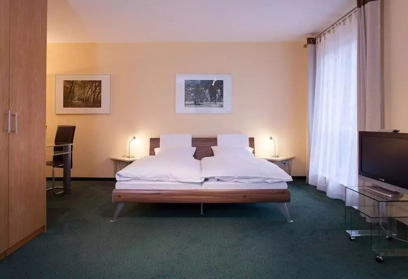 בית מלון כפרי Zum Deutschen Eck