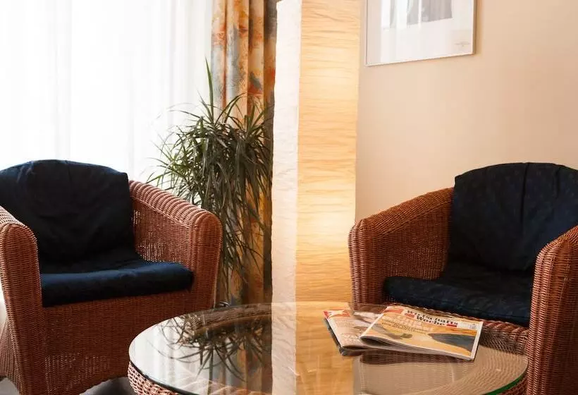 בית מלון כפרי Zum Deutschen Eck