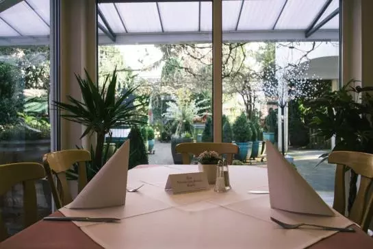 酒店 Zum Rebengarten