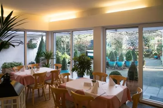 酒店 Zum Rebengarten