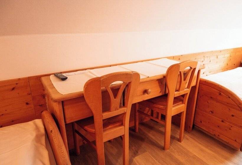 فندق Postwirt Gästehaus