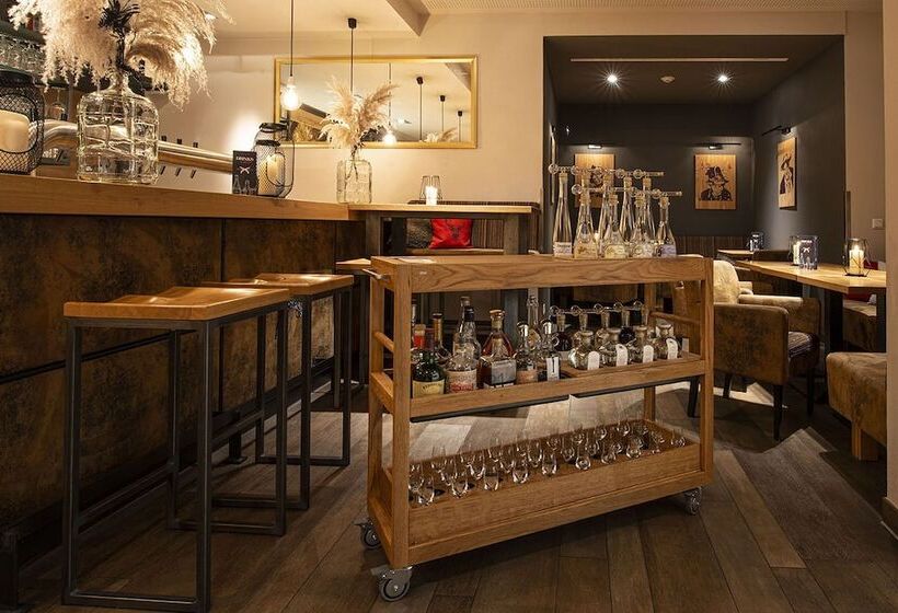 Majatalo Muller´s Land