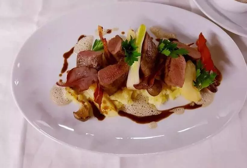 膳宿费 Muller´s Land