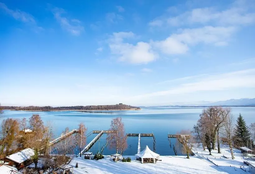 Yachthotel Chiemsee Gmbh