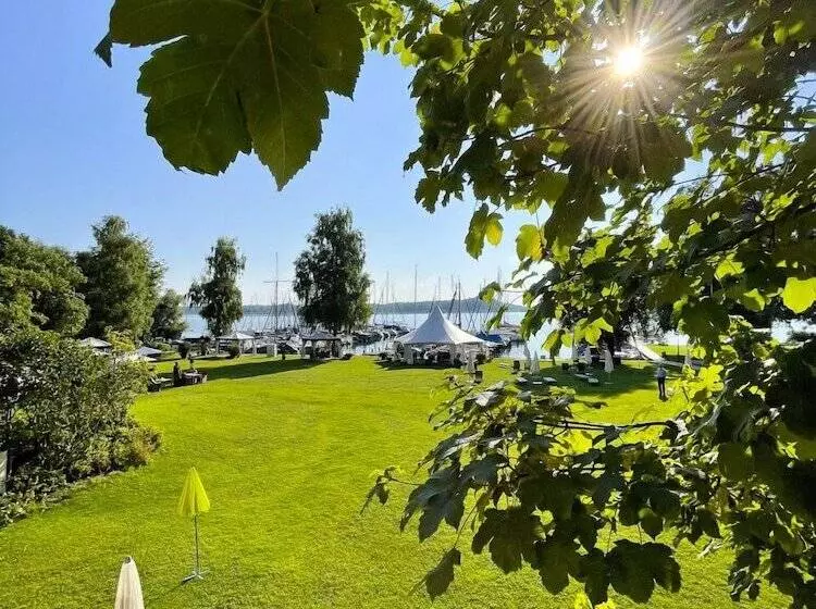 Yachthotel Chiemsee Gmbh
