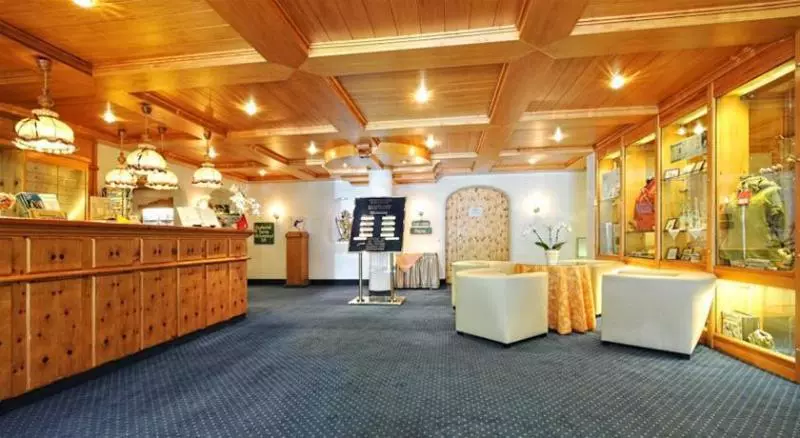 Yachthotel Chiemsee Gmbh