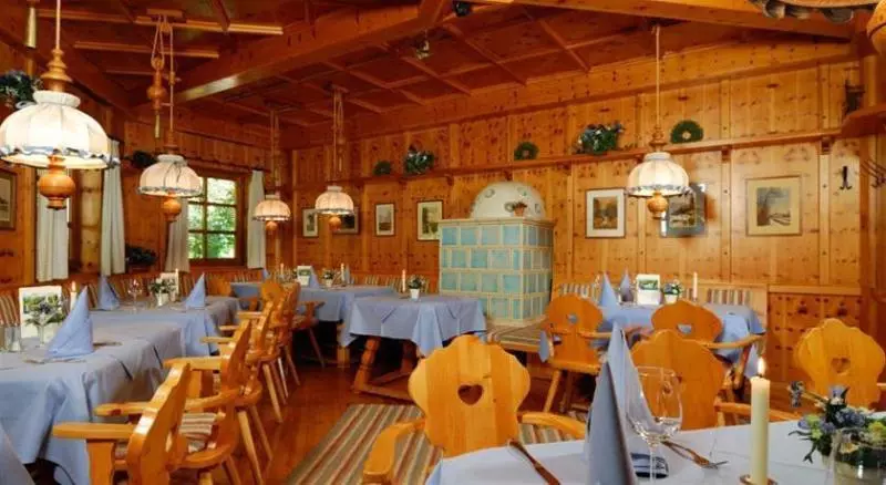 Yachthotel Chiemsee Gmbh