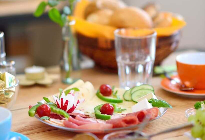 مبيت وإفطار Pension Onkel Ernst