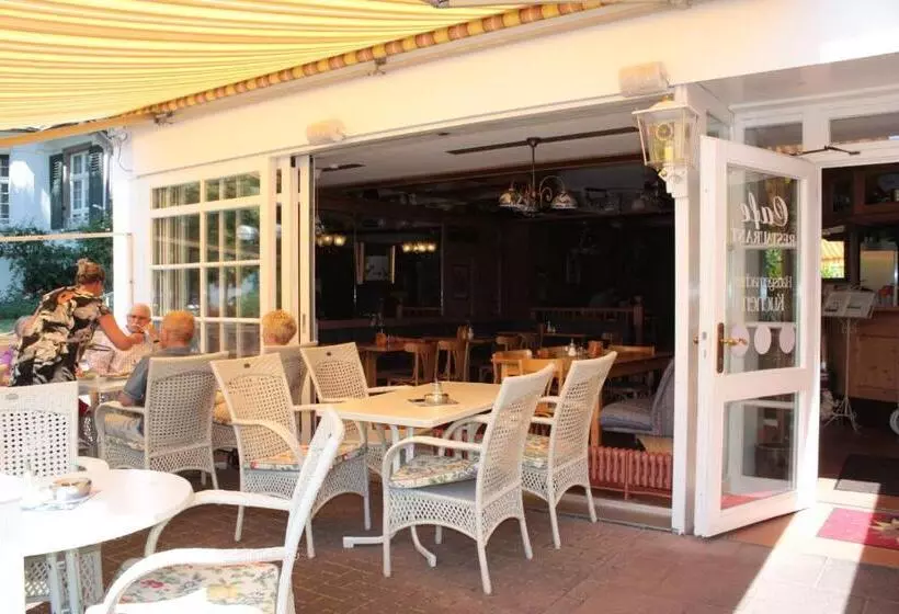 ホテル Alleeschlößchen