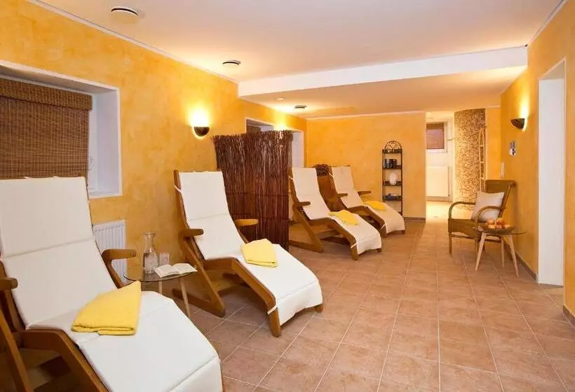 Отель Alpenglühn