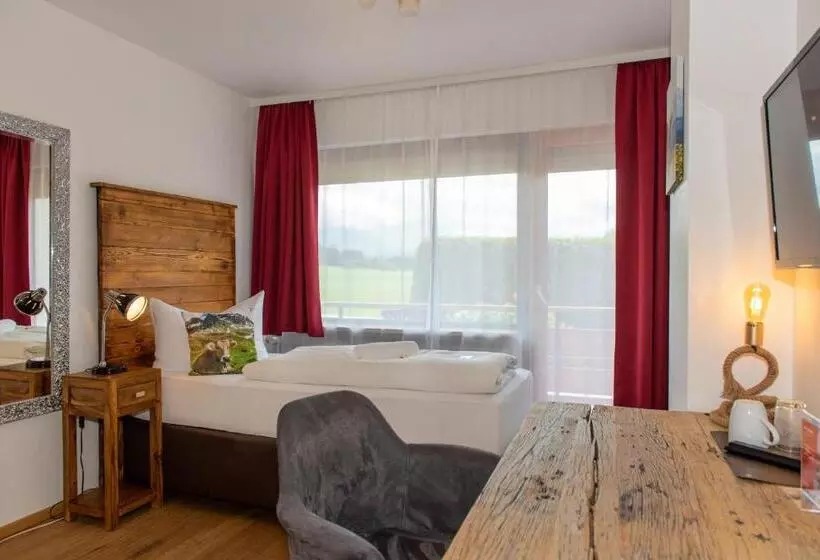 Отель Alpenglühn